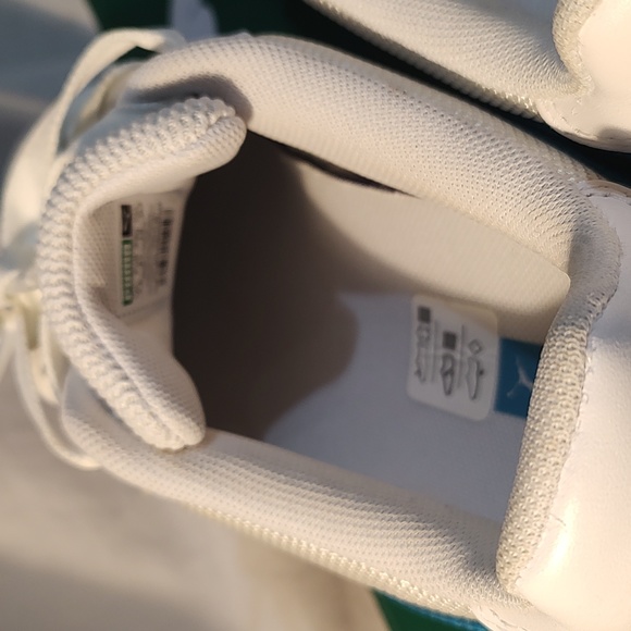 Puma - Picture 7 of 7